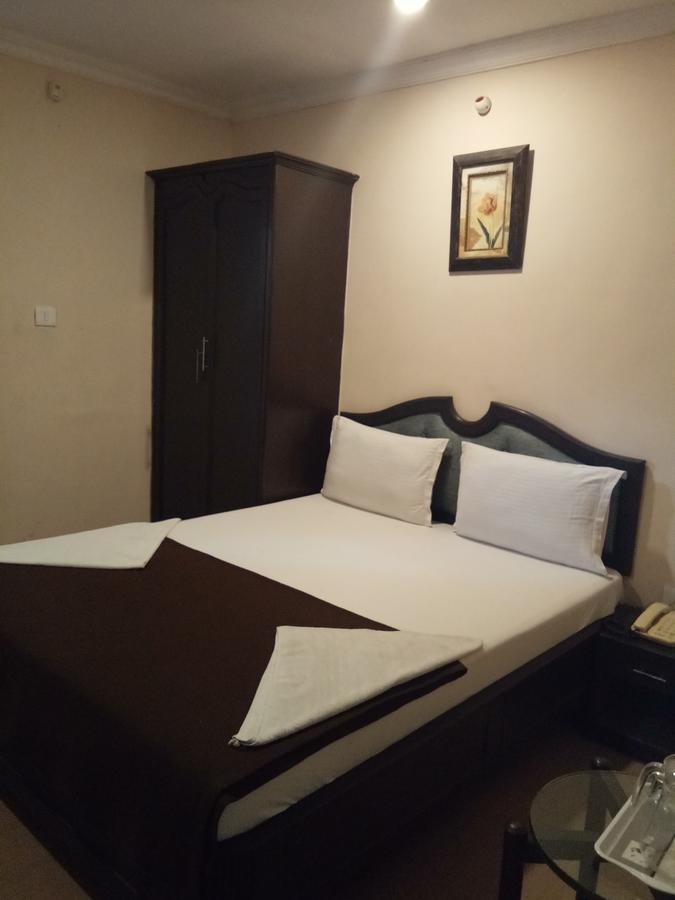Grand Tower Chennai Hotel Exterior photo